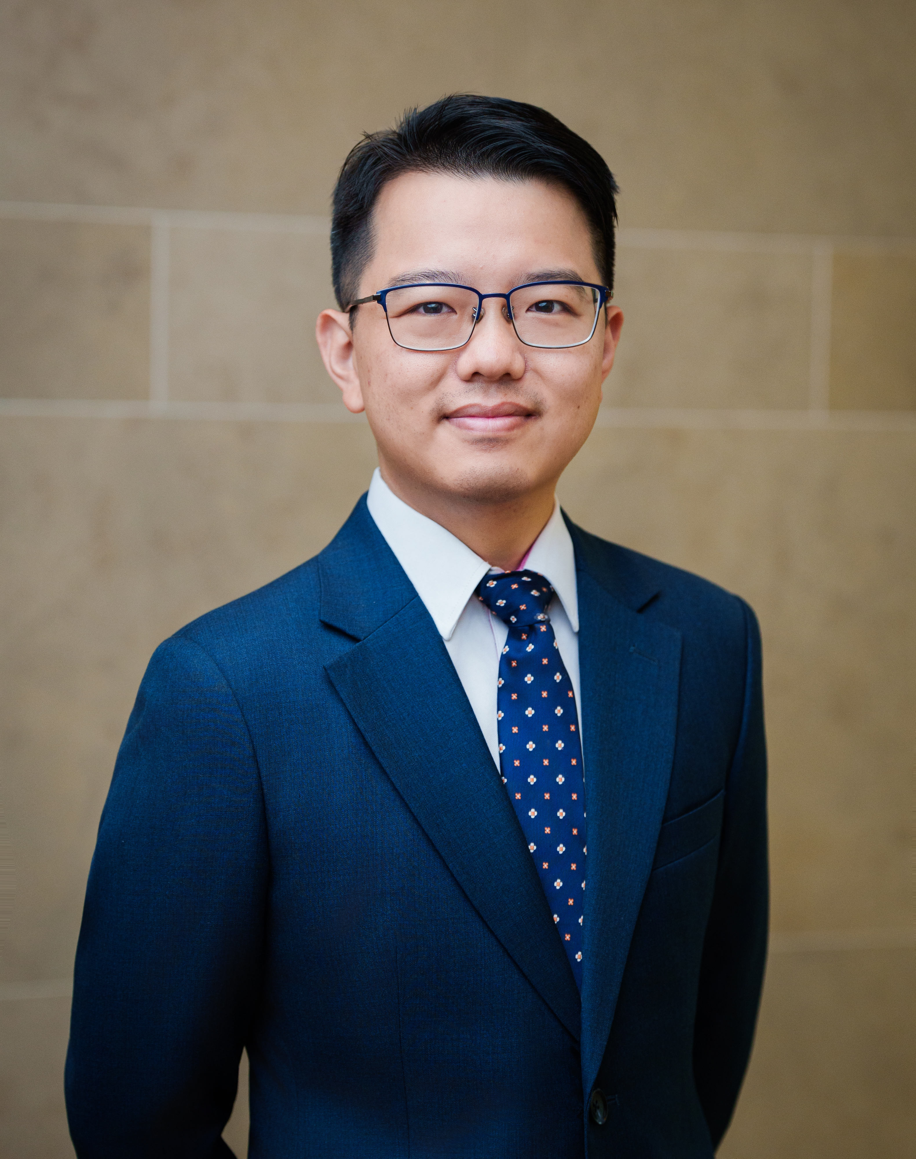 Photo of Dr Li Yi Wei Tony