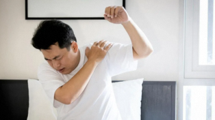NTFGH_A frozen shoulder can strike for no reason. Here&rsquo;s how to fix it