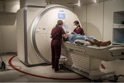 Magnetic Resonance Imaging (MRI)