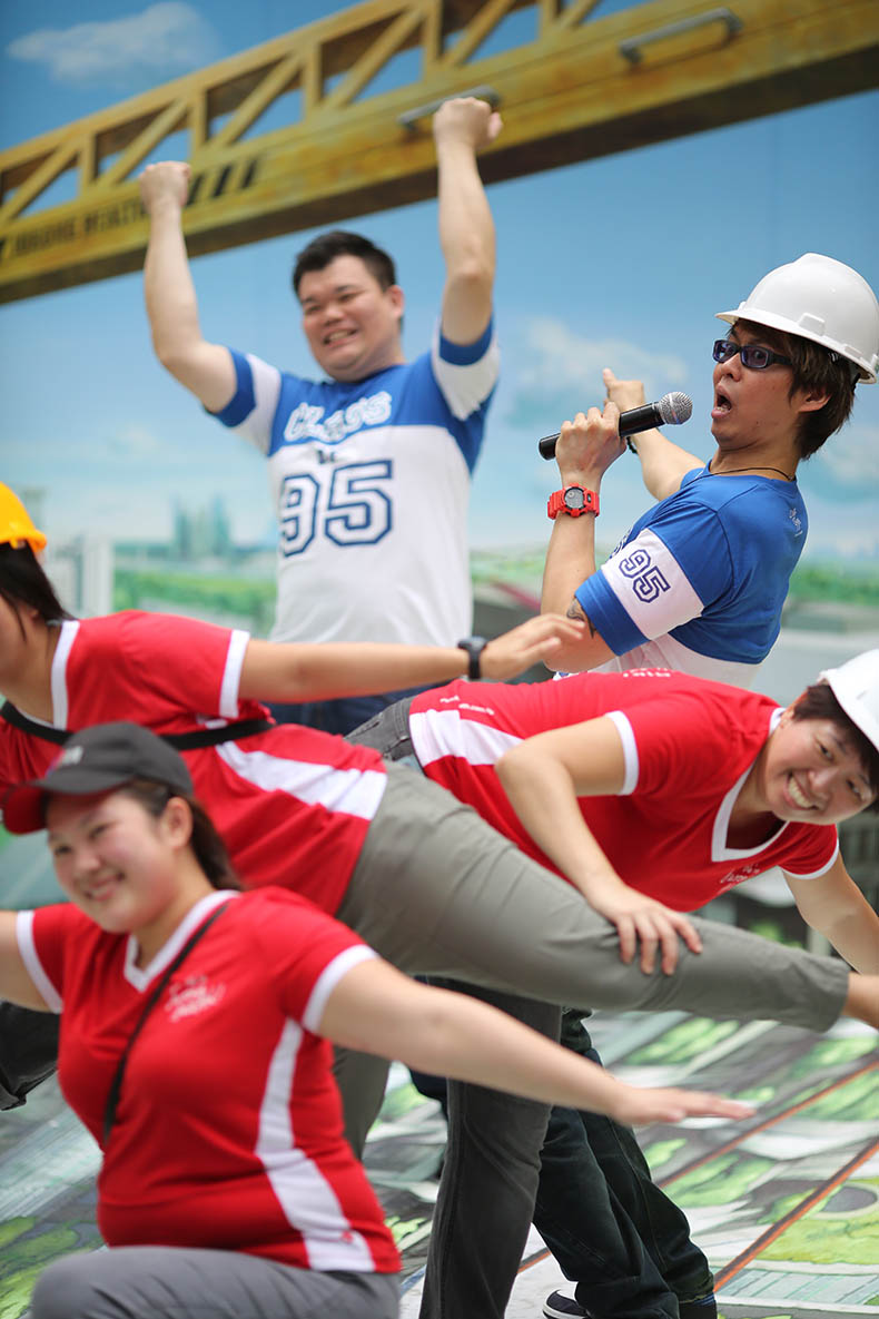 2014-CommunityOutreachJEM-11012014 (15).jpg